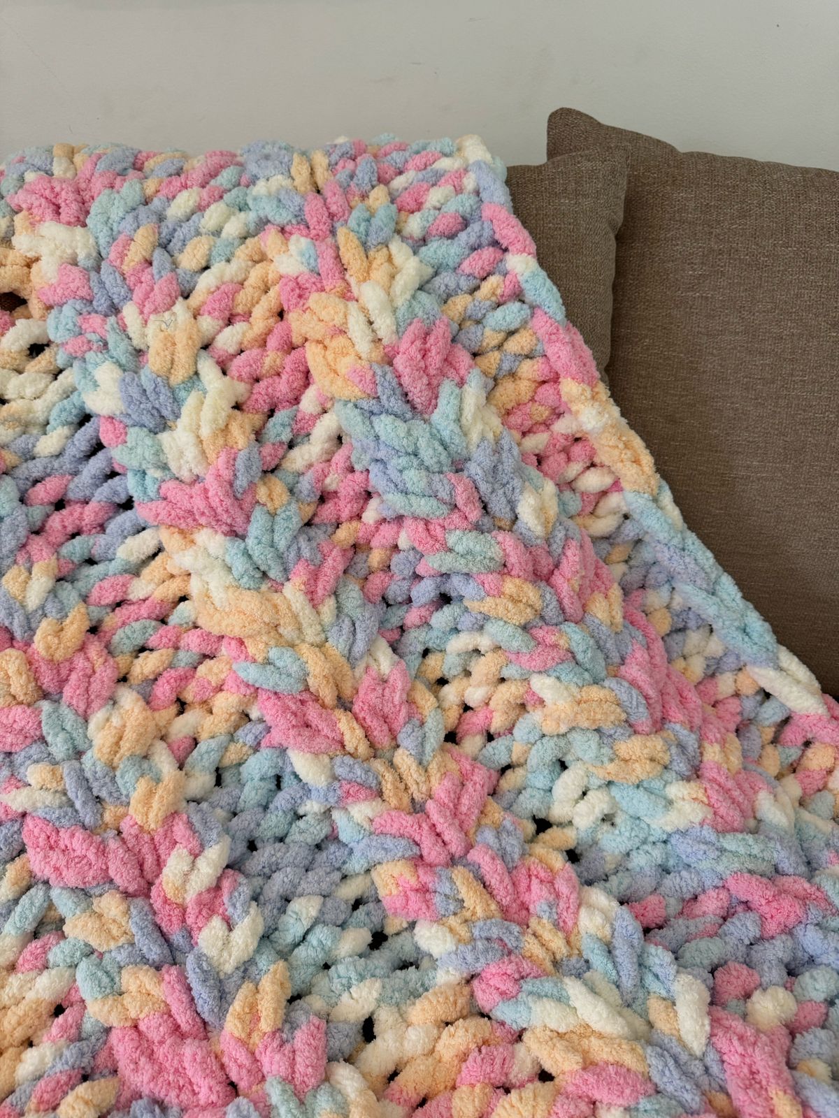 Throw blanket - Flower Cable Pink Rainbow